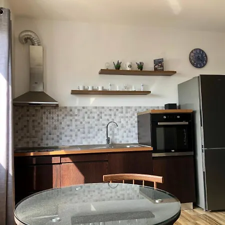 New Beach With Sea View Apartment Durres